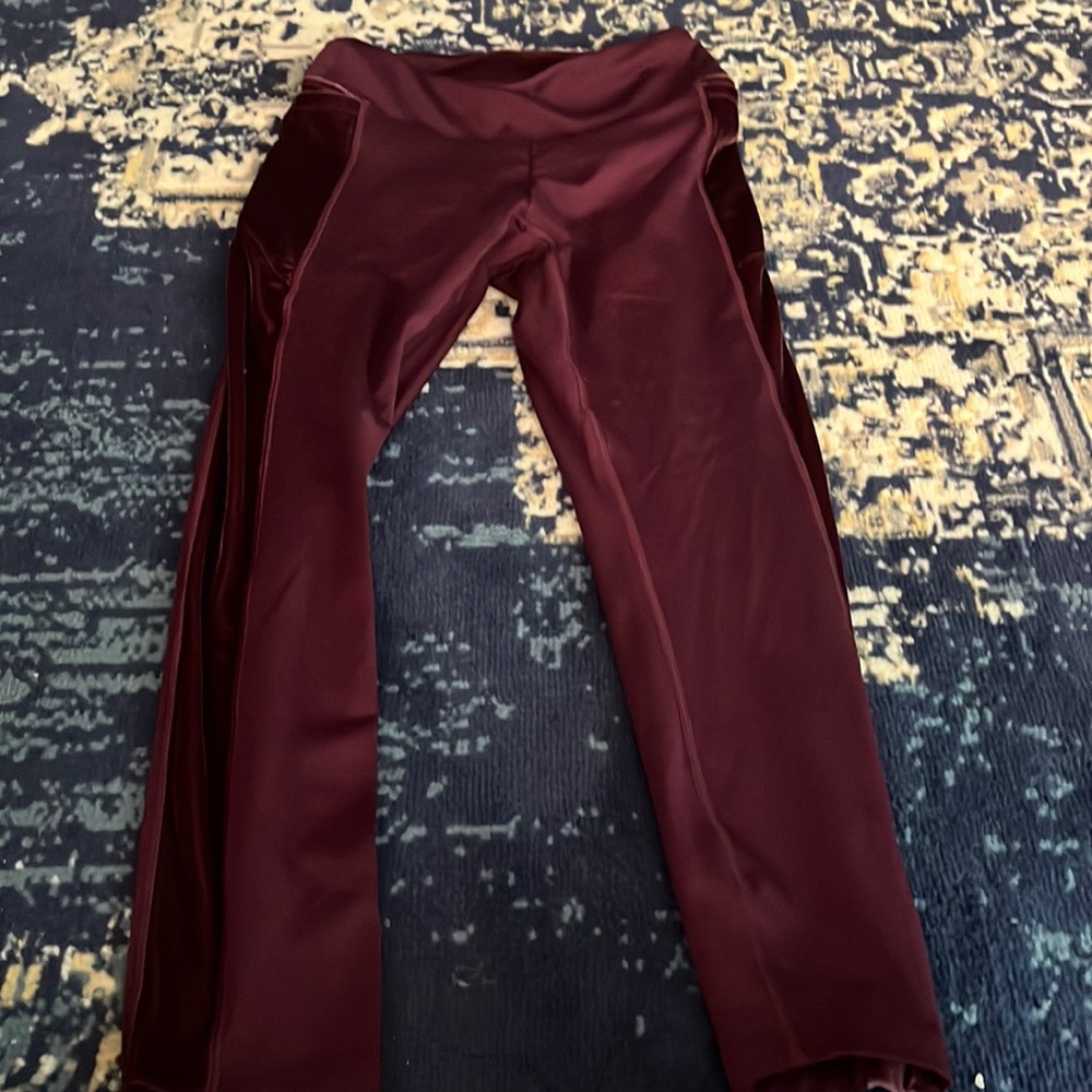 Super cute purple leggings in good condition hardly worn